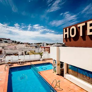 Royal Plaza Otel